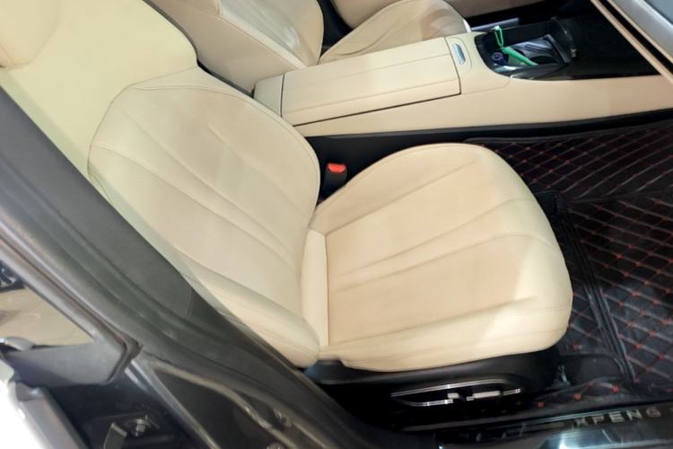 Used XPeng P7 2020 670N Right Front Seat
