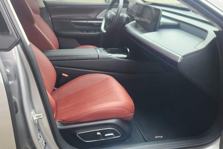 Used XPeng P7 2020 562E Performance Edition Right Front Seat
