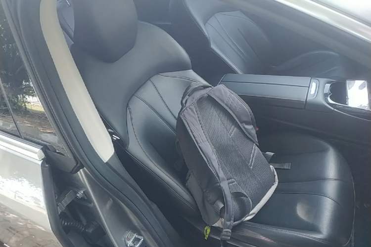 Used XPeng P7 2020 586N Right Front Seat
