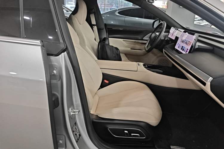 Used XPeng P7 2020 586N Right Front Seat