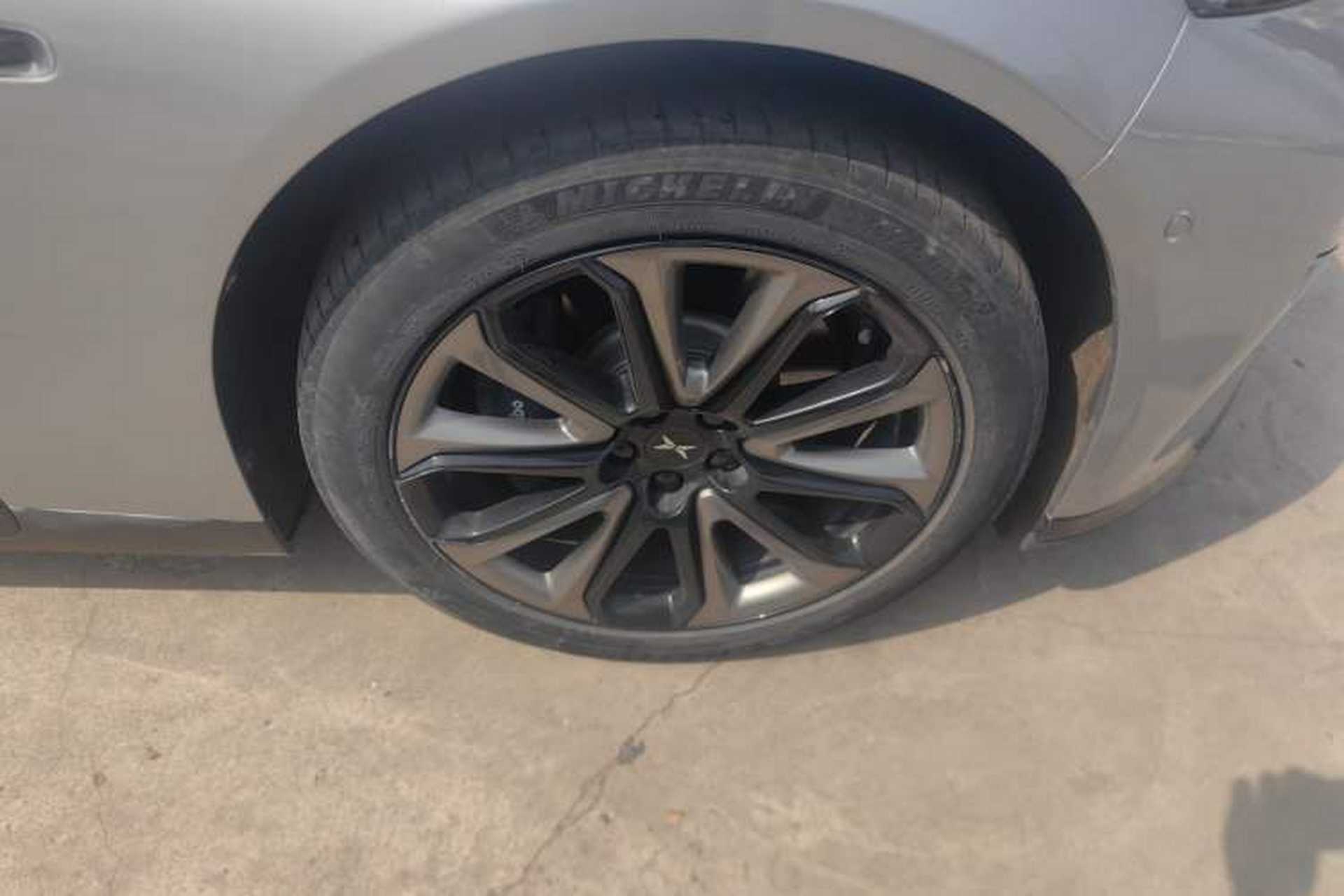 Used XPeng P7 2020 586E Right Front Wheel Hub