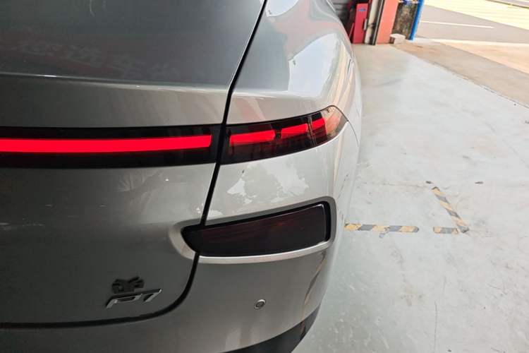 Used XPeng P7 2020 670N Right Rear Taillight