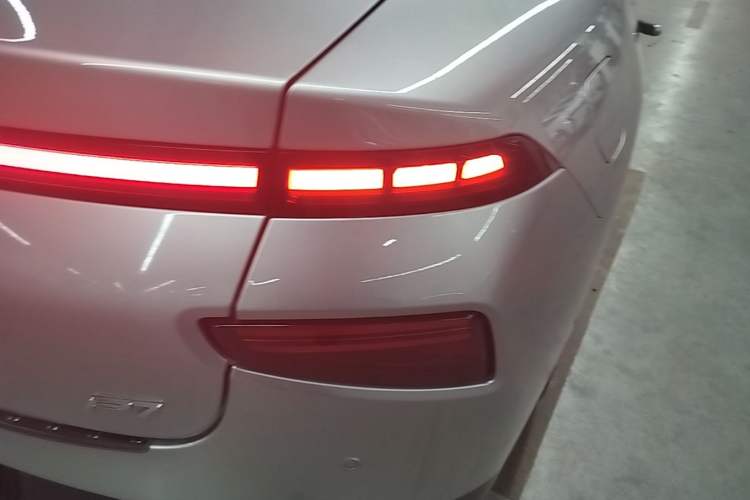 Used XPeng P7 2020 670N Right Rear Taillight
