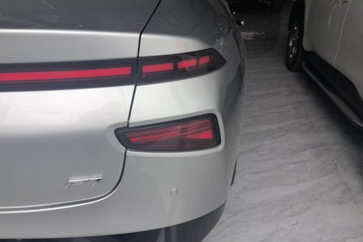 Used XPeng P7 2020 Rear-Drive Long-Range Smart Drive Version Right Rear Taillight