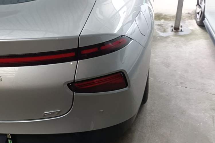 Used XPeng P7 2020 586N Right Rear Taillight