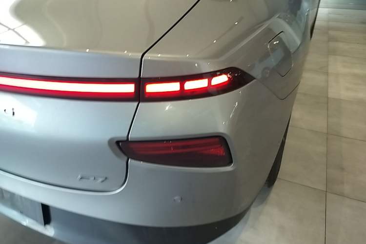 Used XPeng P7 2020 586N Right Rear Taillight