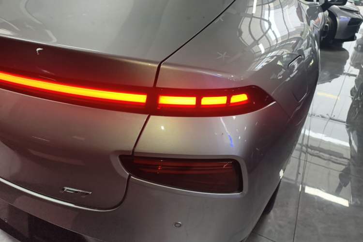 Used XPeng P7 2020 670N Right Rear Taillight
