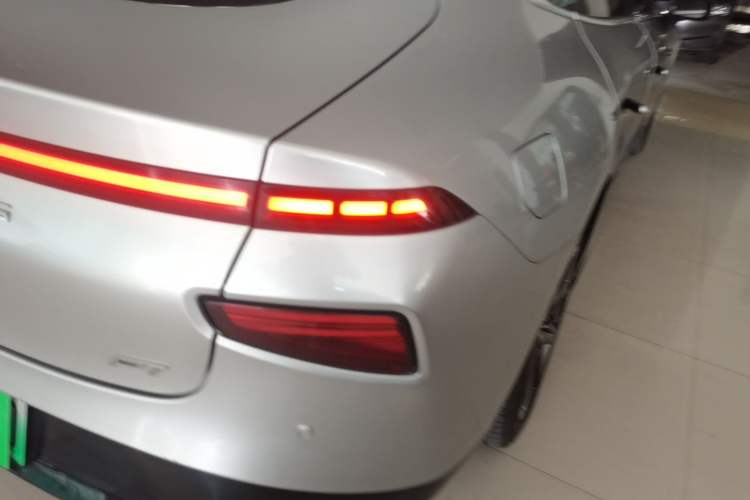 Used XPeng P7 2020 670E Right Rear Taillight