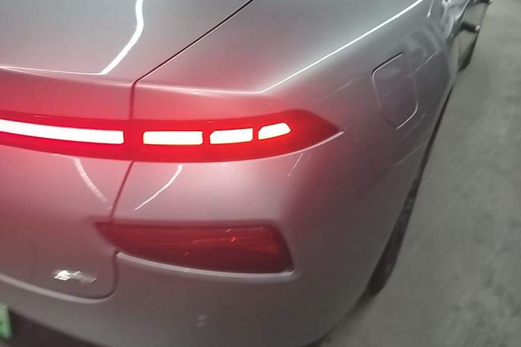 Used XPeng P7 2020 670N Right Rear Taillight