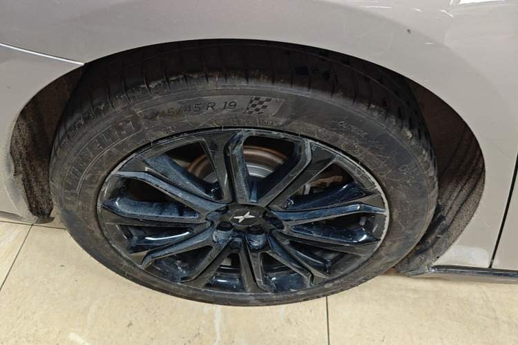 Used XPeng P7 2020 562E Performance Edition Right Rear Wheel Hub
