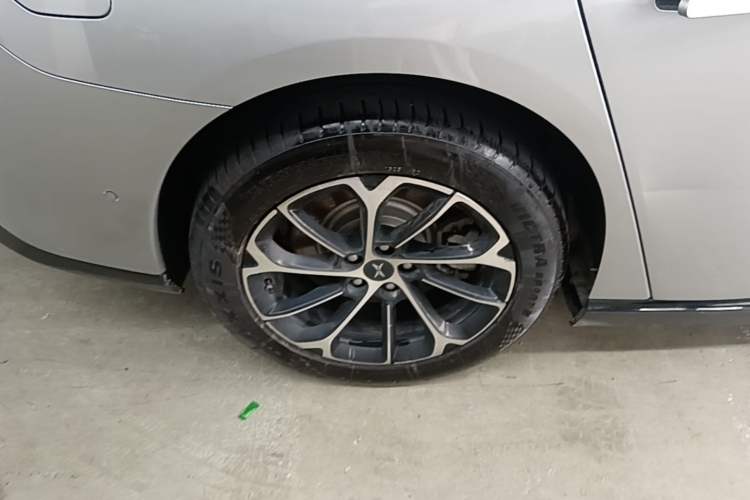 Used XPeng P7 2020 586N Right Rear Wheel Hub