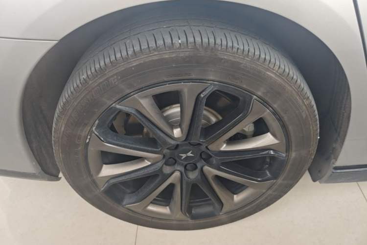 Used XPeng P7 2020 586N Right Rear Wheel Hub
