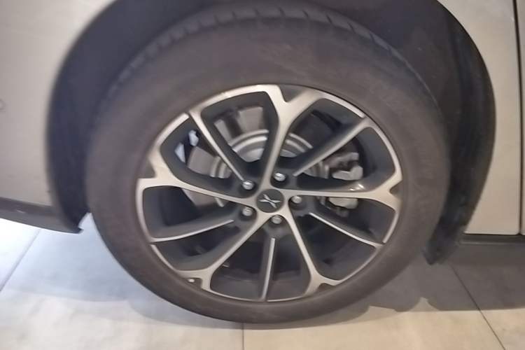 Used XPeng P7 2020 586N Right Rear Wheel Hub