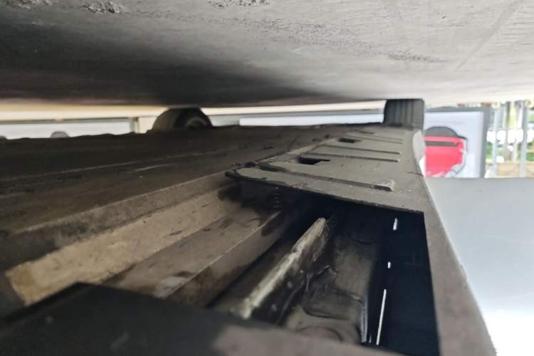 Used XPeng P7 2020 670N Right Side Sill