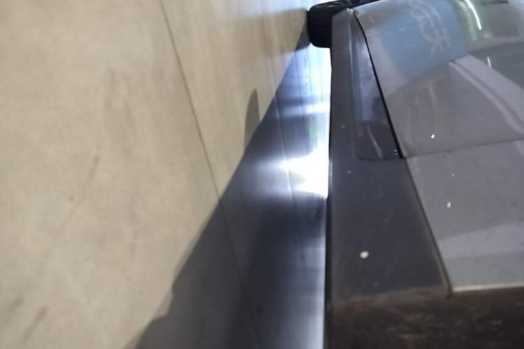 Used XPeng P7 2020 586N Right Side Sill