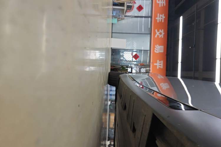 Used XPeng P7 2020 586E Right Side Sill