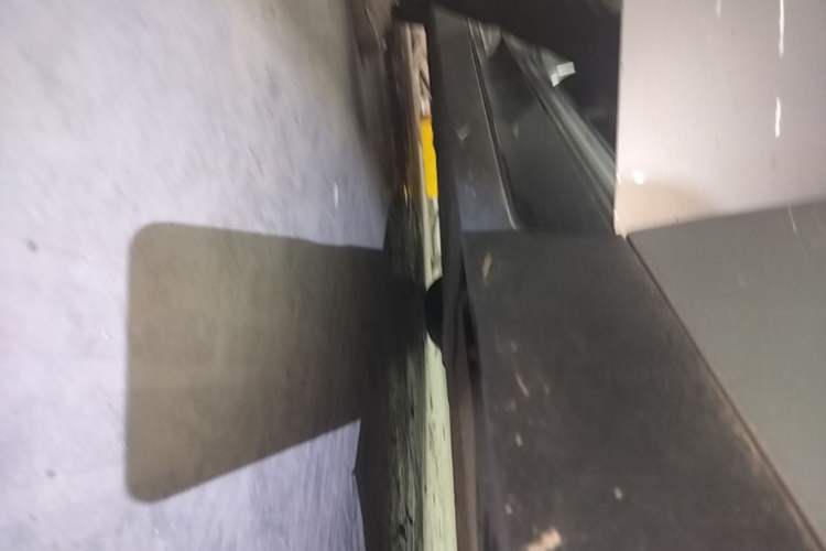 Used XPeng P7 2020 670N Right Side Sill