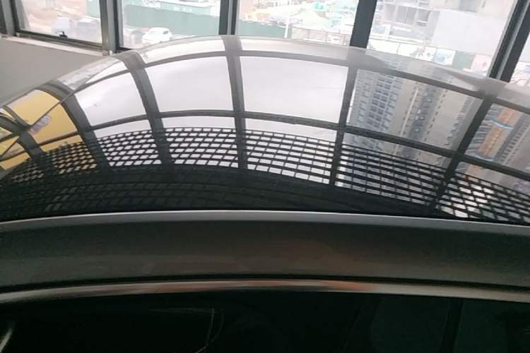Used XPeng P7 2020 670N Roof