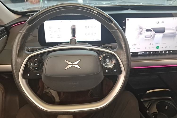 Used XPeng P7 2020 670N Steering Wheel