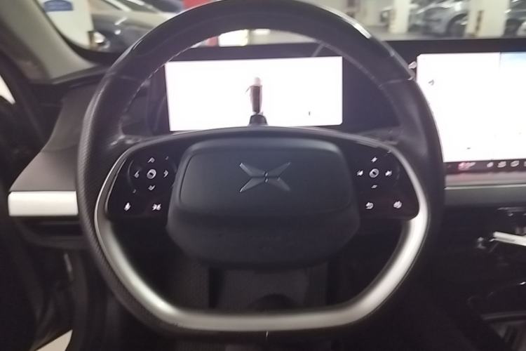 Used XPeng P7 2020 670N Steering Wheel