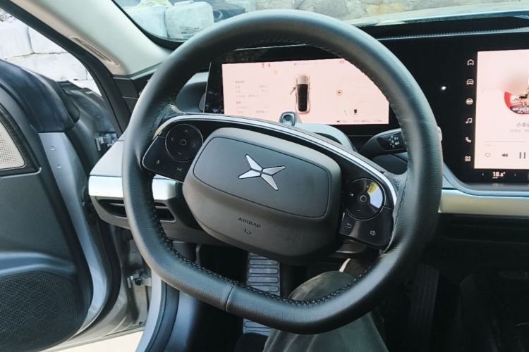 Used XPeng P7 2020 670N Steering Wheel