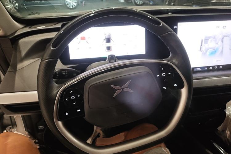Used XPeng P7 2020 670N Steering Wheel