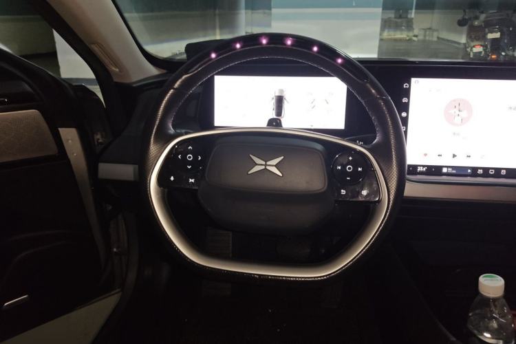 Used XPeng P7 2020 670E Steering Wheel