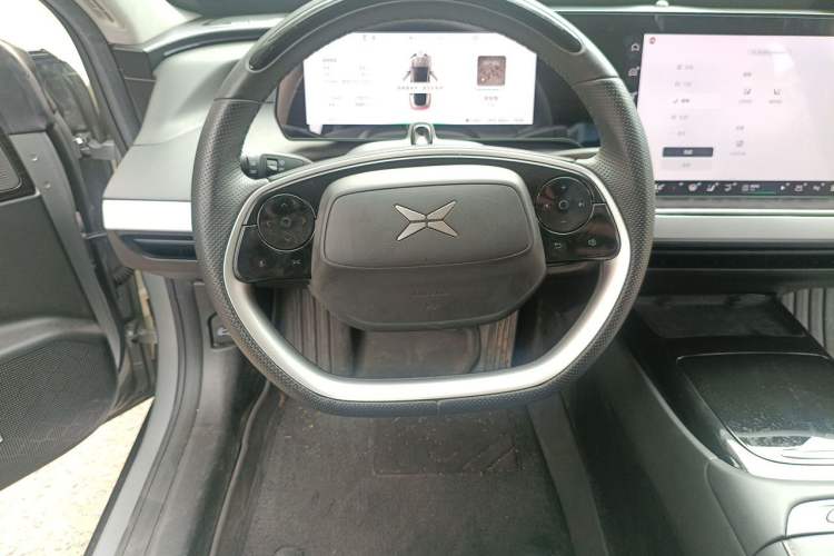 Used XPeng P7 2020 670N Steering Wheel
