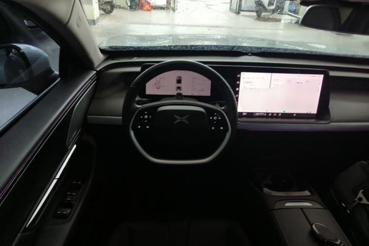 Used XPeng P7 2020 670N Steering Wheel