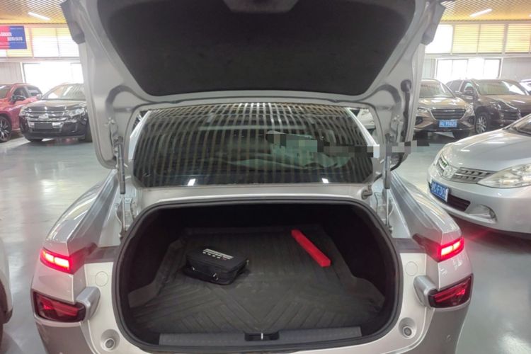 Used XPeng P7 2020 586N Trunk