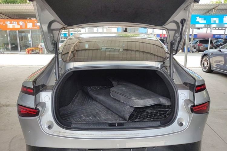 Used XPeng P7 2020 670N Trunk