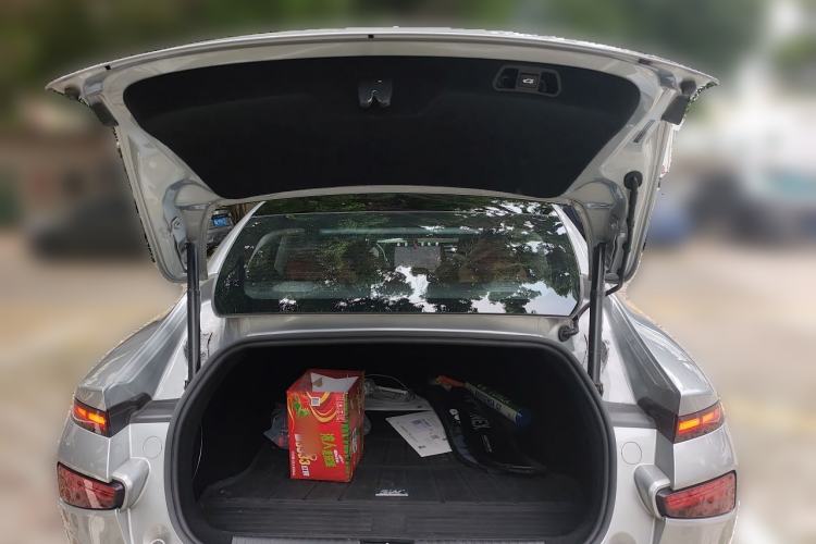 Used XPeng P7 2020 586E Trunk