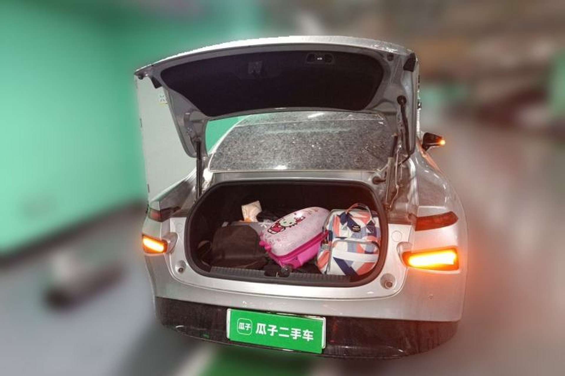 Used XPeng P7 2020 670N Trunk
