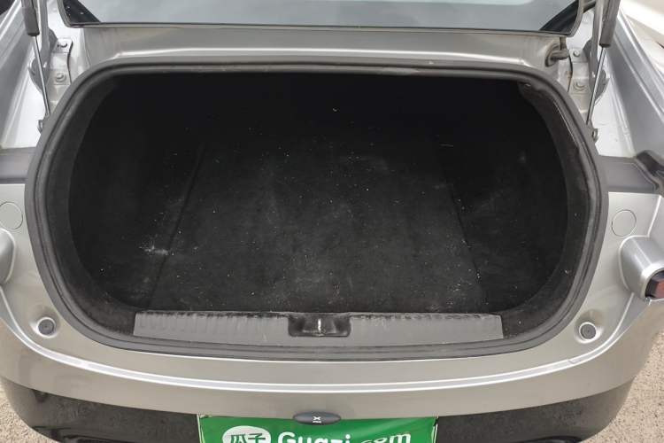 Used XPeng P7 2020 670N Trunk