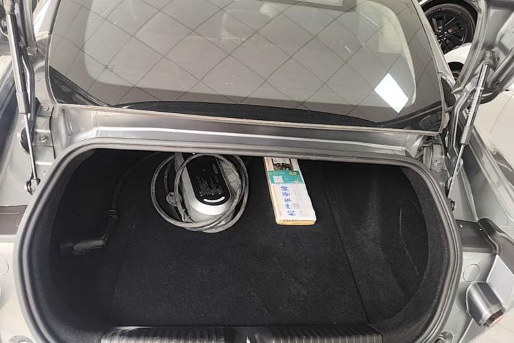 Used XPeng P7 2020 Rear-Drive Long-Range Smart Drive Version Trunk