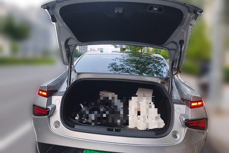 Used XPeng P7 2020 670N Trunk