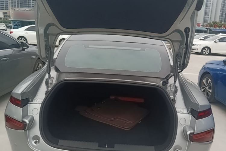 Used XPeng P7 2020 Rear-Drive Long-Range Smart Drive Version Trunk