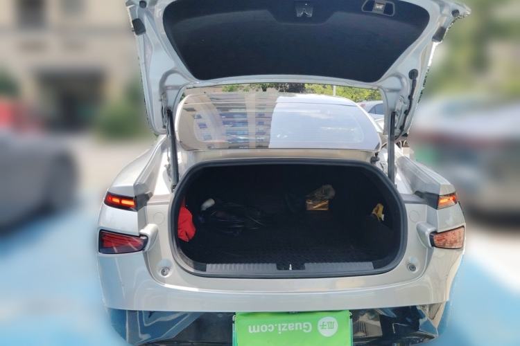 Used XPeng P7 2020 670E Trunk