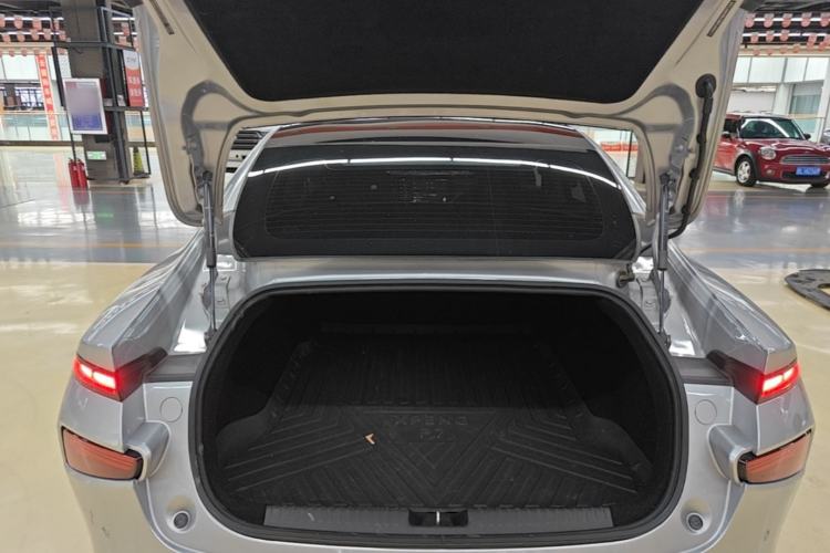 Used XPeng P7 2020 586E Trunk