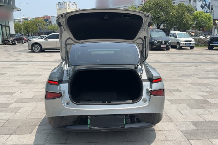 Used XPeng P7 2020 670N Trunk