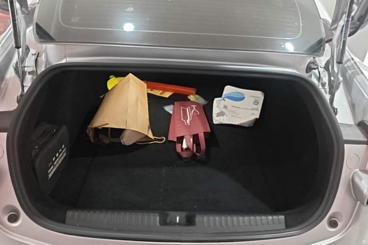 Used XPeng P7 2020 586N Trunk
