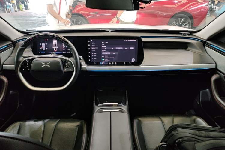 Used XPeng P7 2020 670E Center Console