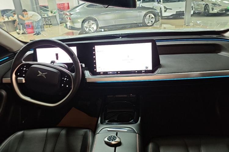 Used XPeng P7 2020 586N Center Console