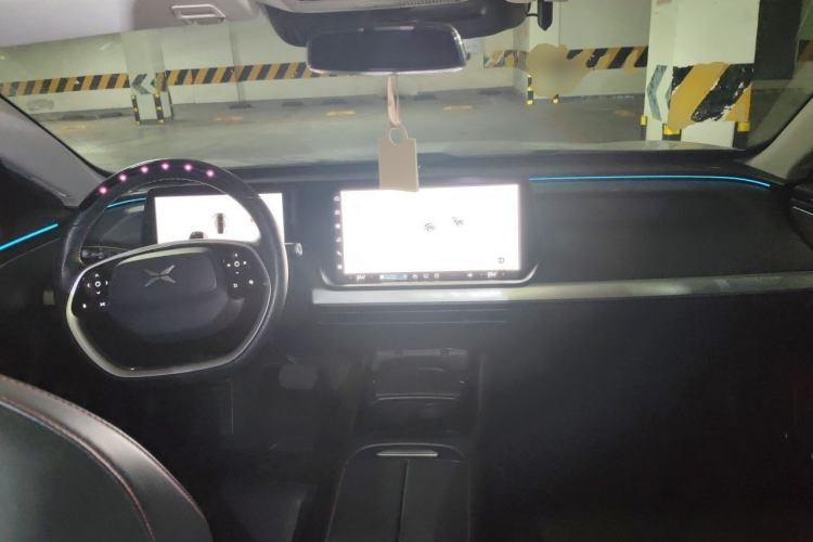 Used XPeng P7 2020 586N Center Console