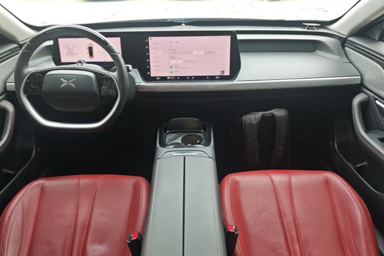 Used XPeng P7 2020 670E Center Console