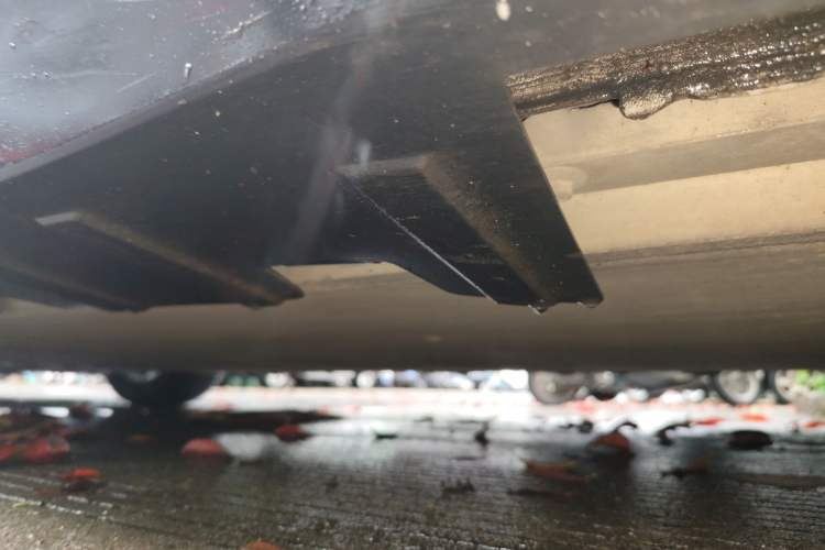 Used XPeng P7  Chassis Rear Left