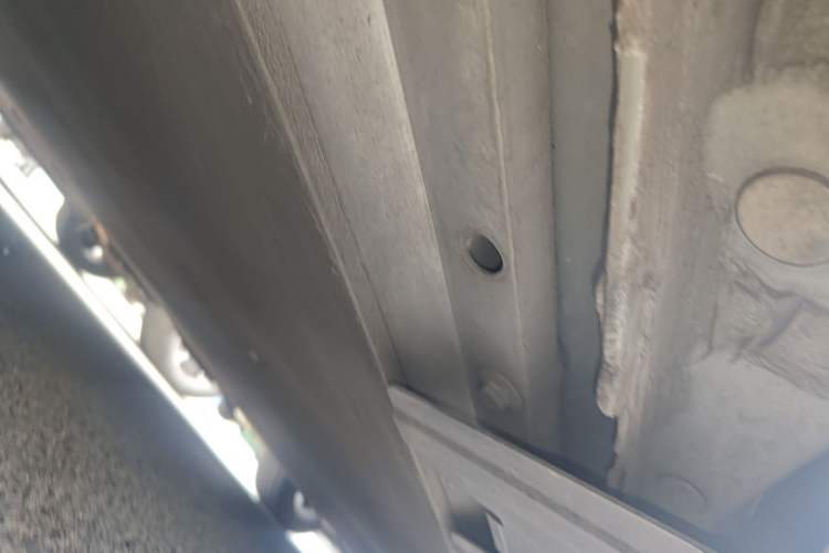 Used XPeng P7 2020 670E Chassis Rear Right