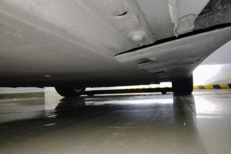 Used XPeng P7 2020 670N Chassis Rear Right