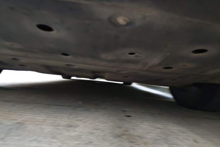 Used XPeng P7 2020 670N Chassis Rear