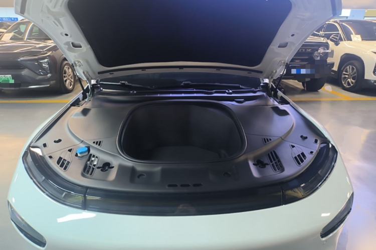 Used XPeng P7 2020 670N Engine Bay